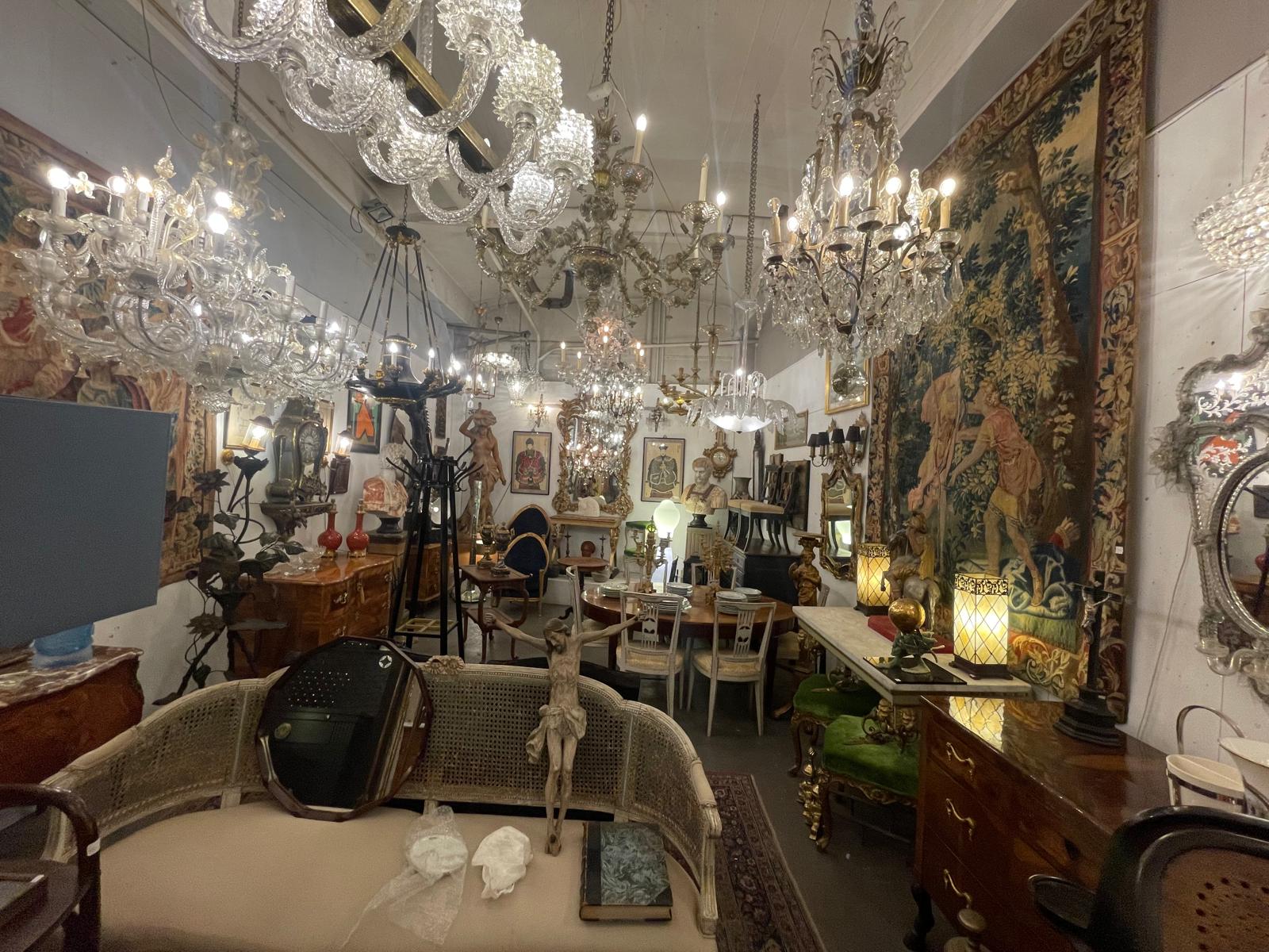 Notre magasin d'antiquités